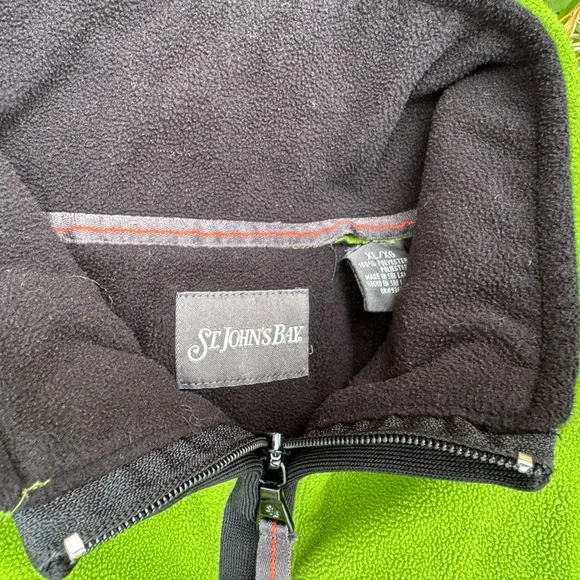 St. John's Bay Men's XL Lime Green Quarter Zip Pullover - Picture 2 of 11